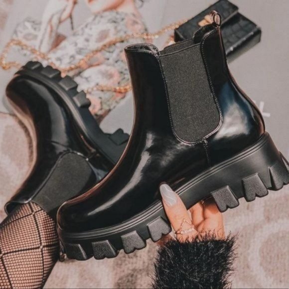 Shoes - !! NEW !! Chunky Lug Sole Pull On Chelsea Boots in Black Patent